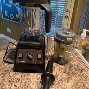 Vitamix 7500.